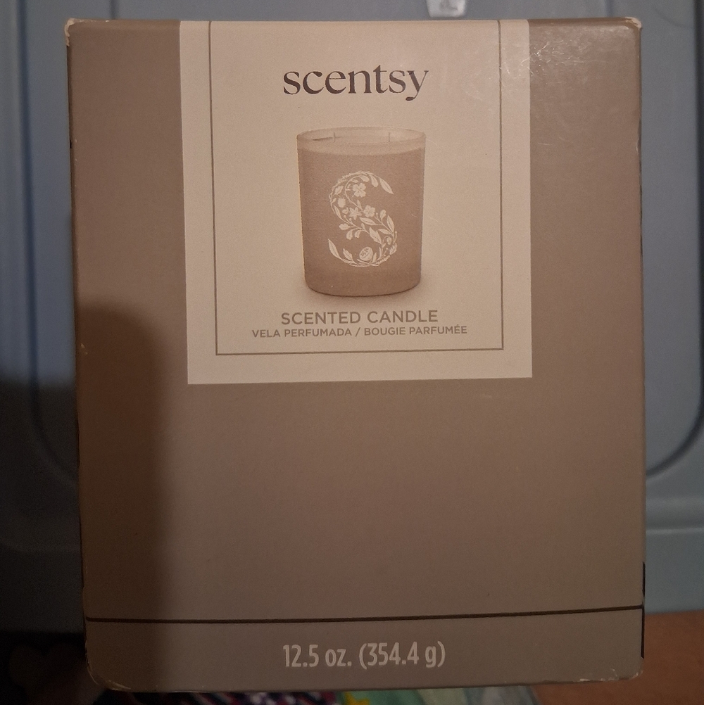 Scentsy Scented Candle in Taupe